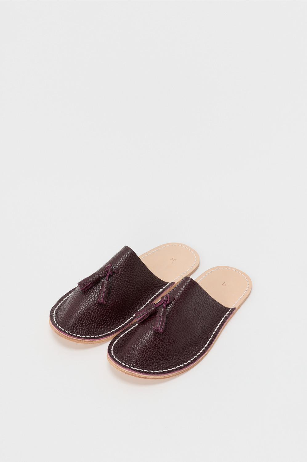 Leather sliper