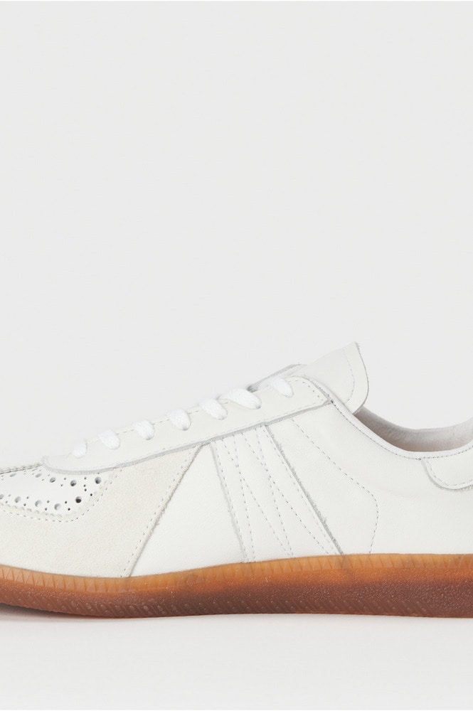 citizen trainer 詳細画像 white 2