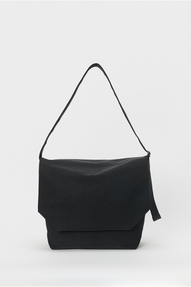 flap shoulder big