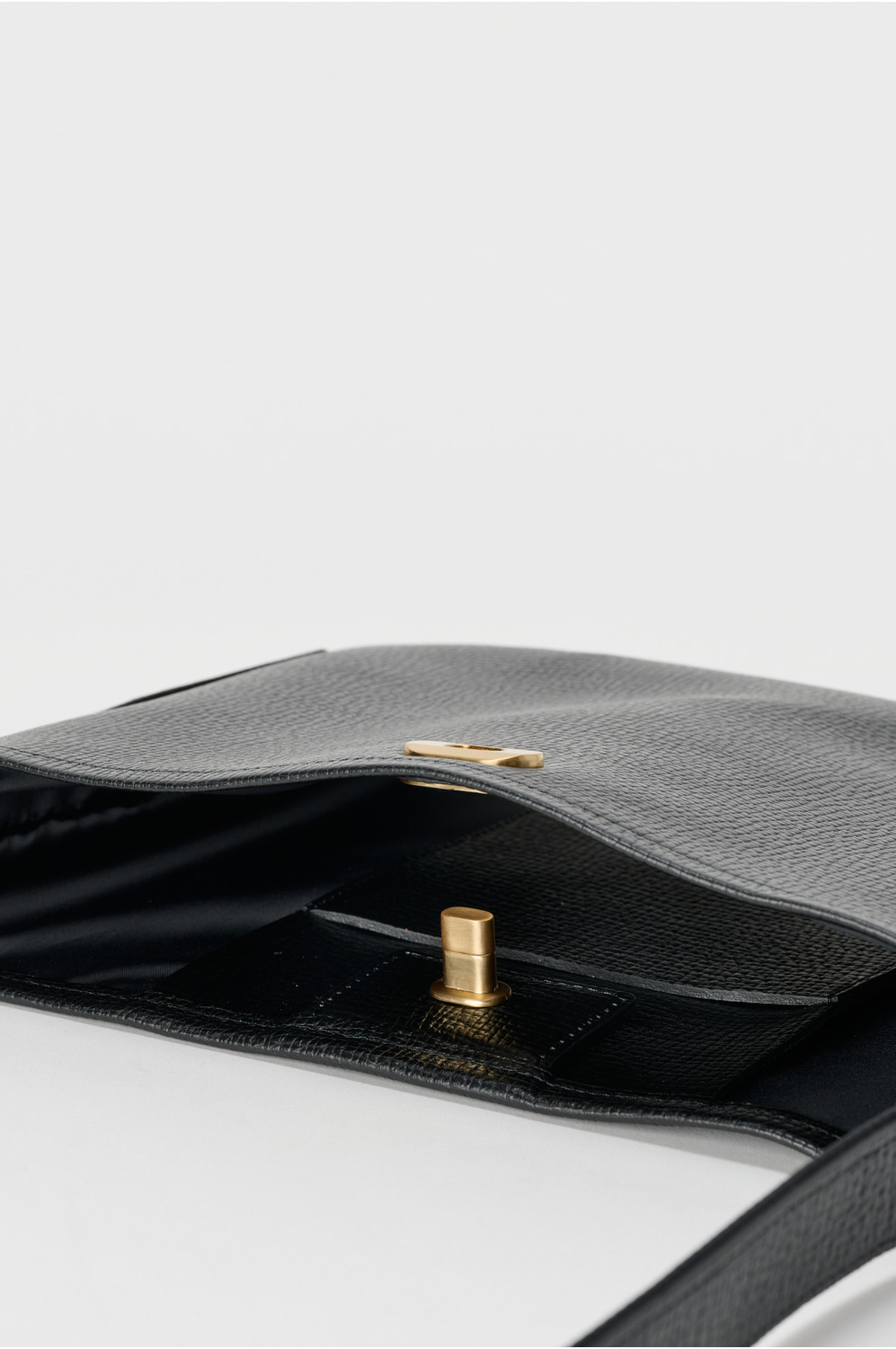 twist buckle bag L 詳細画像 2