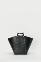 assemble pyramid bag L 詳細画像