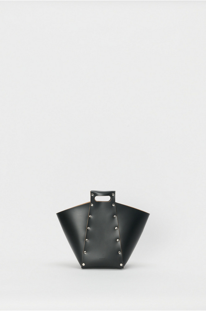 assemble pyramid bag M 詳細画像 black 1