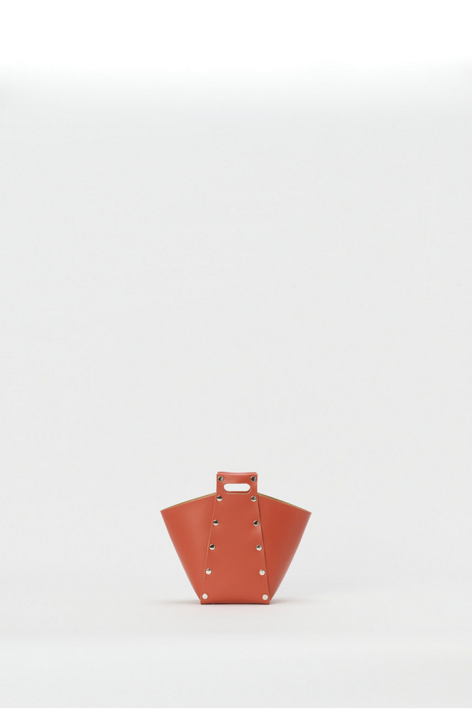 assemble pyramid bag S 詳細画像 copper orange 