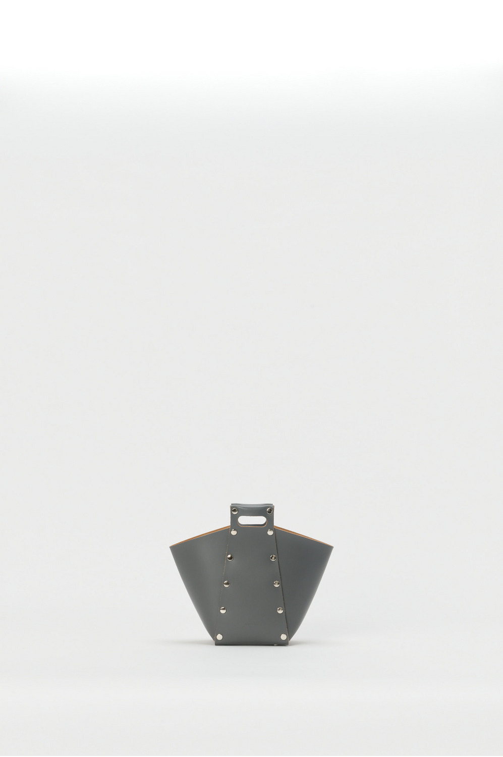 assemble pyramid bag S 詳細画像 steel gray 1